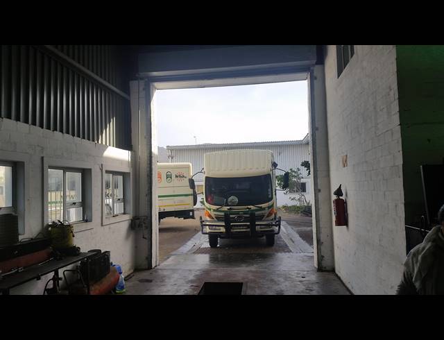 587M² WAREHOUSE RENTED IN CAPRICORN